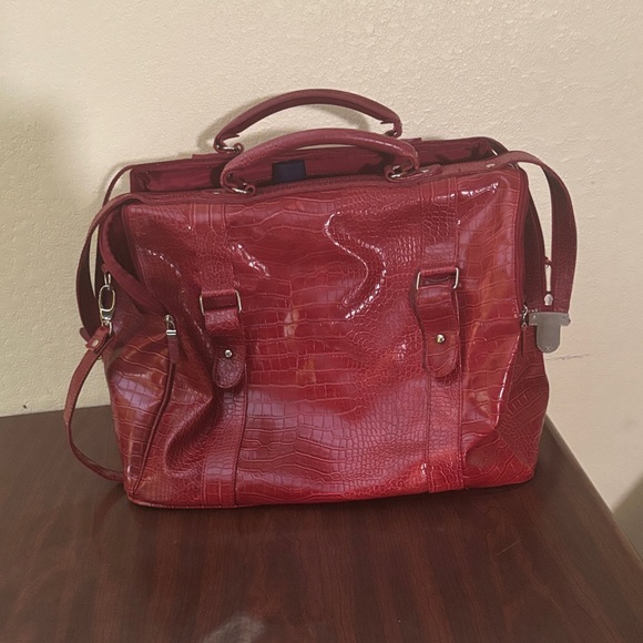 Bath & Body Works Red Crocodile-Embossed Laptop Bag - Picture 1 of 3